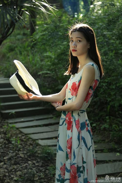 白咲碧粉色沙发系列资源展示